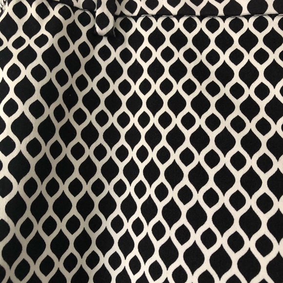 Brand new H&M women’s slacks black & white print - Picture 4 of 9
